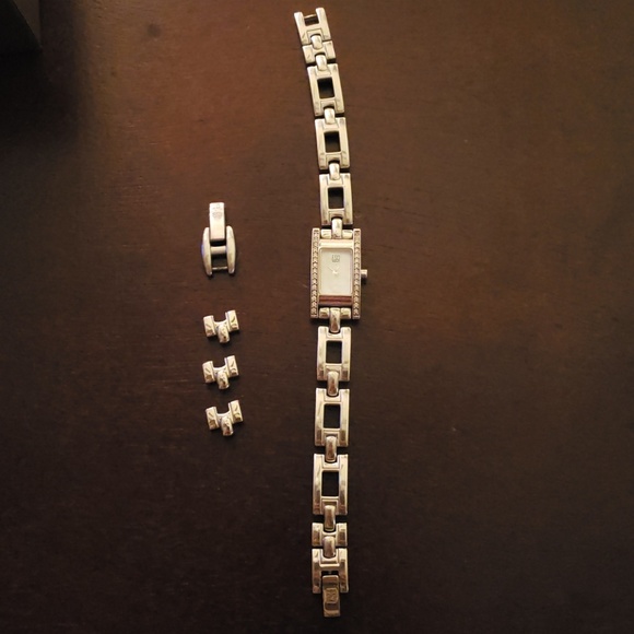 Watch - Picture 1 of 2